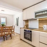 Beach Front Home In Lopar Feriehus Lopar