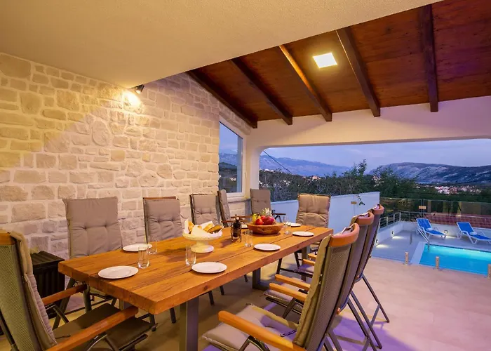 Semesterbostad Gorgeous Home In Lopar *