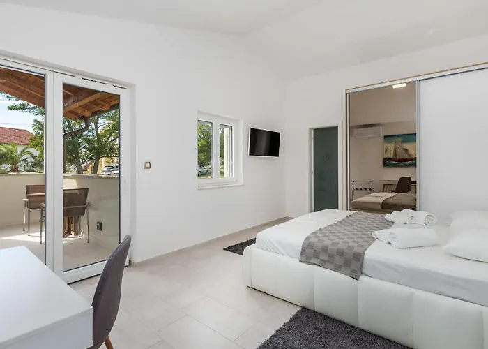 Gorgeous Home In Lopar Semesterbostad *