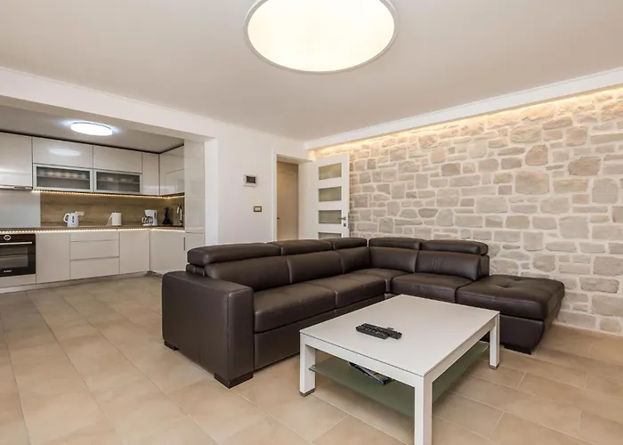 Semesterbostad Gorgeous Home In Lopar *