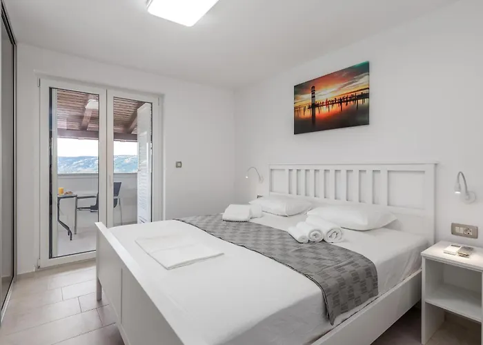 Gorgeous Home In Lopar *